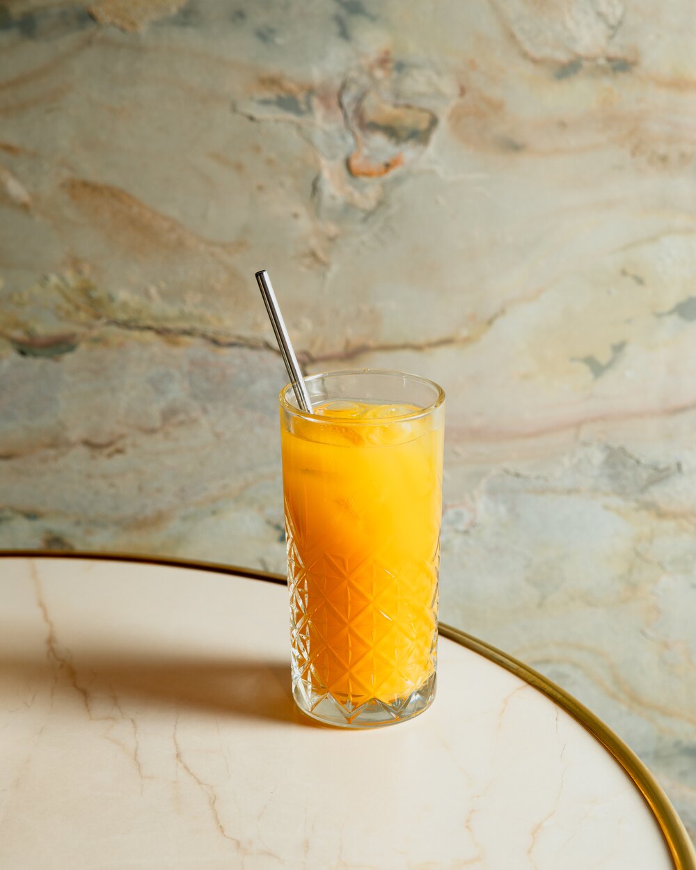 Boisson fraîche maison, table en marbre de La Nonna